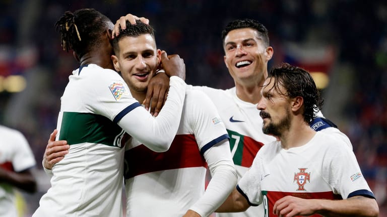 Jubelnde Portugiesen: Gegen Tschechien feierten sie einen dominanten Sieg.