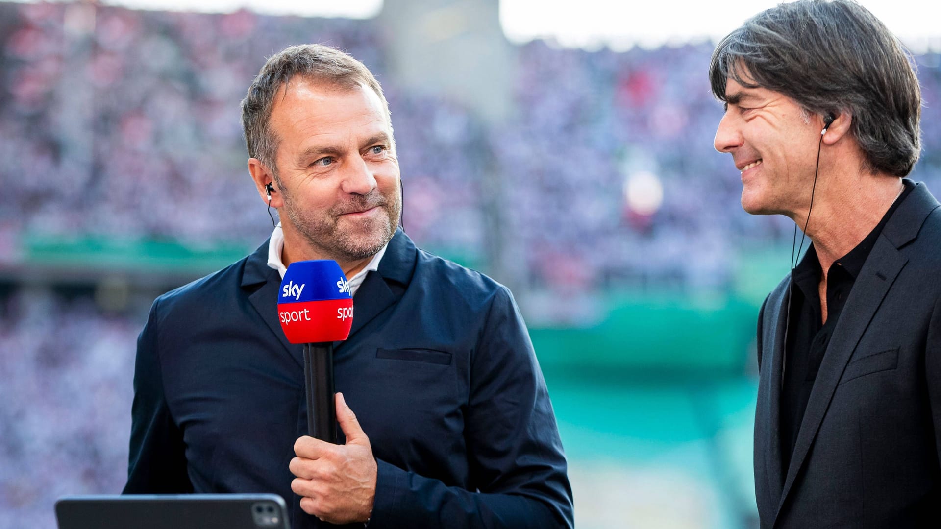 Hansi Flick und Joachim Löw (l.): Beim WM-Triumph 2014 in Brasilien arbeitete Flick Löw noch als Co-Trainer zu. Nun hat er ihn als Bundestrainer beerbt.