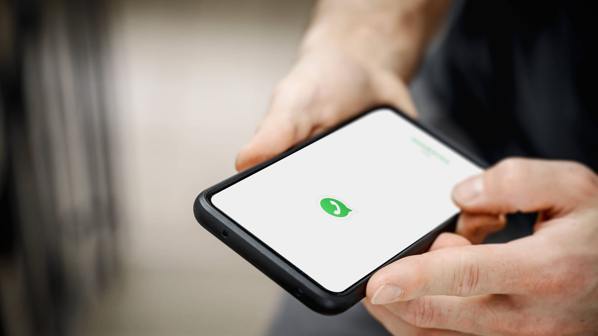 WhatsApp Chat löschen: Wer WhatsApp häufig nutzt, sollte gelegentlich seine Chats aufräumen.