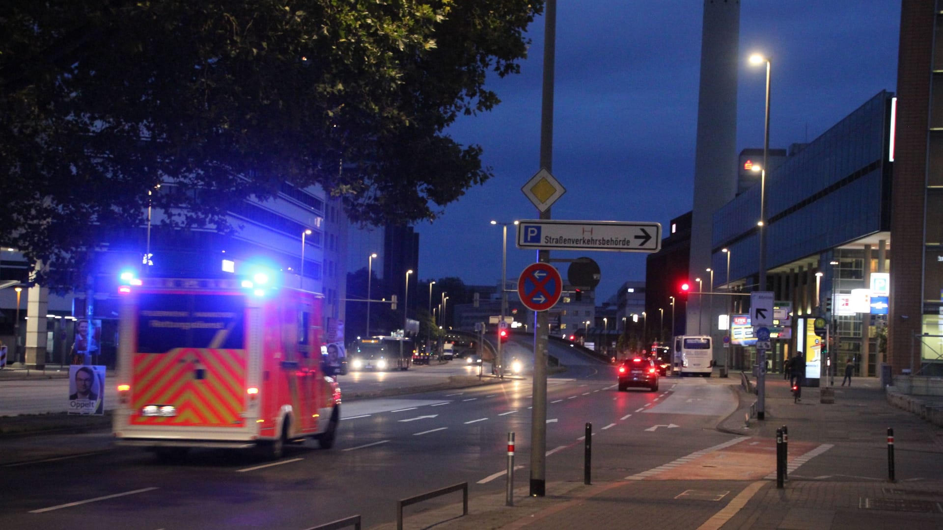 Rettungswagen der Berufsfeuerwehr in Hannover (Symbolbild).