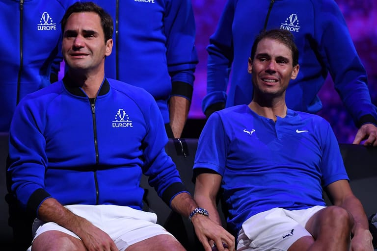 Roger Federer und Rafael Nadal: Das Karriereende des Schweizers brachte auch den Spanier zum Weinen.