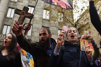 Proteste bei einer Demo der LGBTQ-Community in Belgrad