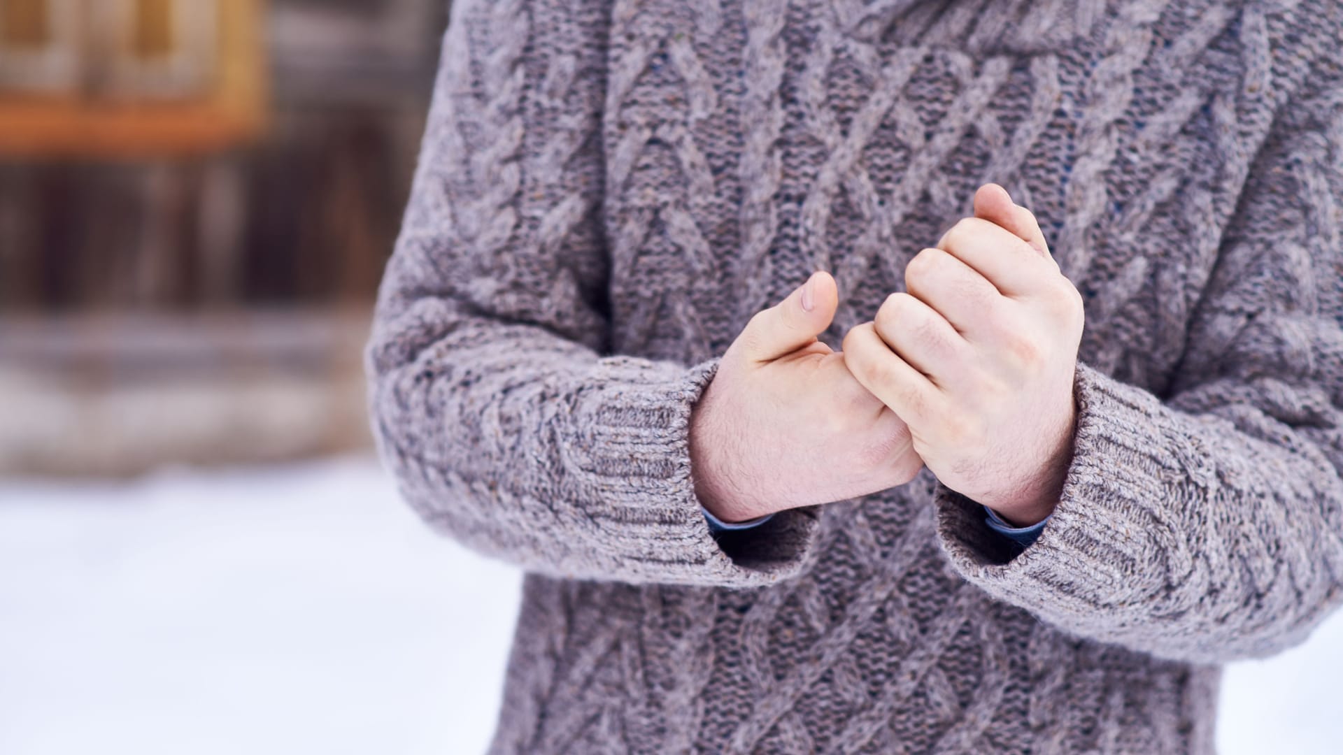 Die Anfälle bei einem Raynaud-Syndrom lassen sich oft mit einfachen Hausmitteln lindern.