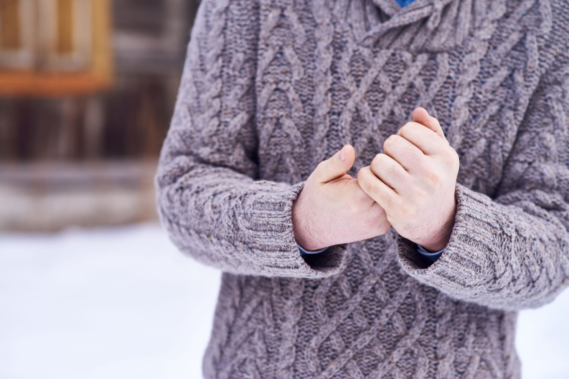 Die Anfälle bei einem Raynaud-Syndrom lassen sich oft mit einfachen Hausmitteln lindern.