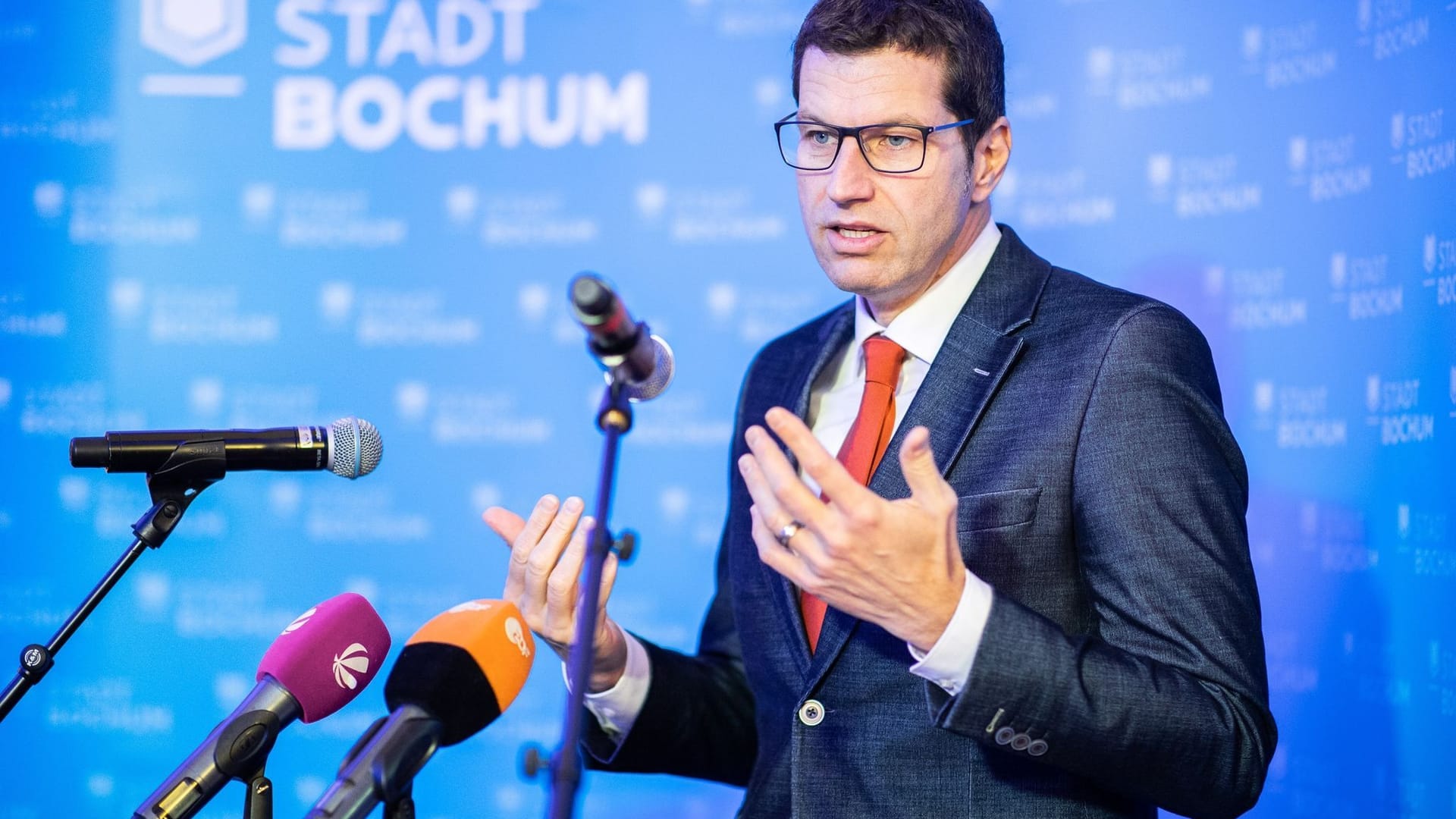 Neunutzung des ehemaligen Opel-Geländes Neunutzung des ehemaligen Opel-Geländes