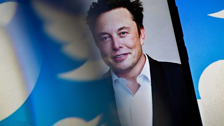 Elon Musk: Er will Twitter nun doch kaufen.