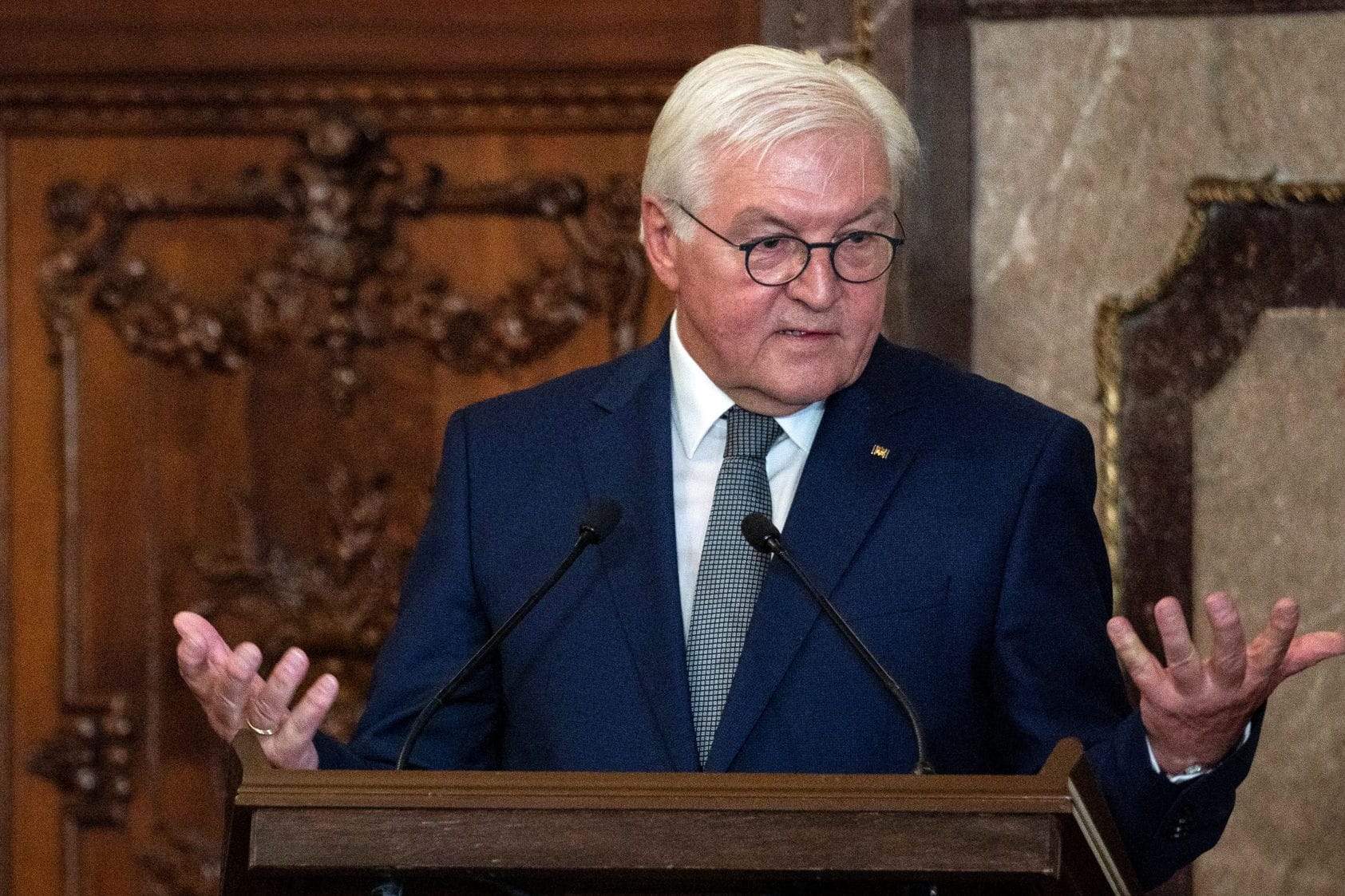 Frank-Walter Steinmeier spricht im Rathaus von Mexiko-Stadt: Beim Staatsbesuch geht es auch um Energielieferungen.