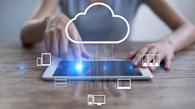 Diverse Cloud-Anbieter bieten in unterschiedlichen Umfängen online Speicherplätzen an.