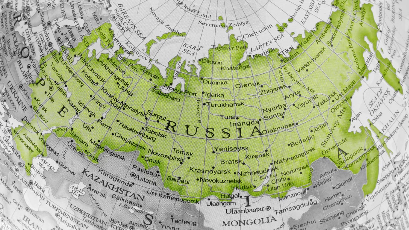 Russland ist mit einer Fläche von 17.098.242 km² das größte Land der Welt. Russland ist mit einer Fläche von 17.098.242 km² das größte Land der Welt.