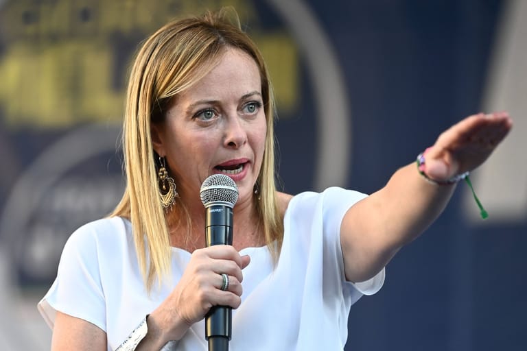 Die Spitzenkandidatin der italienischen Rechten, Giorgia Meloni, macht aus ihrer faschistischen Gesinnung keinen Hehl.