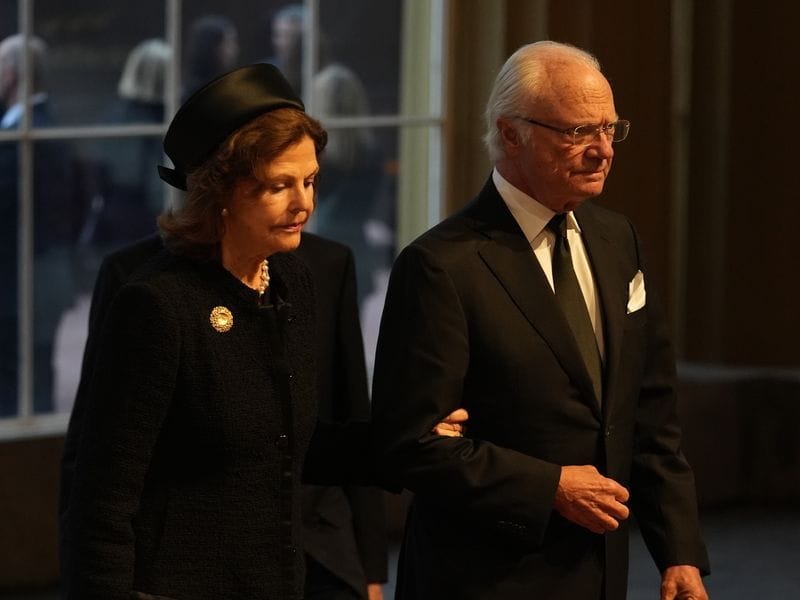 König Carl XVI. Gustaf und Königin Silvia sind aus Schweden gekommen.