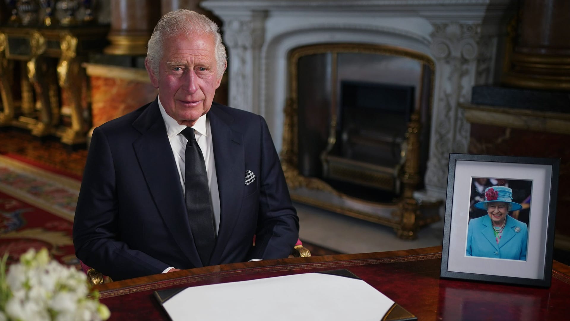 King Charles III.: In einer Fernsehansprache hat sich das neue britische Staatsoberhaupt erstmals an das Volk gewendet.