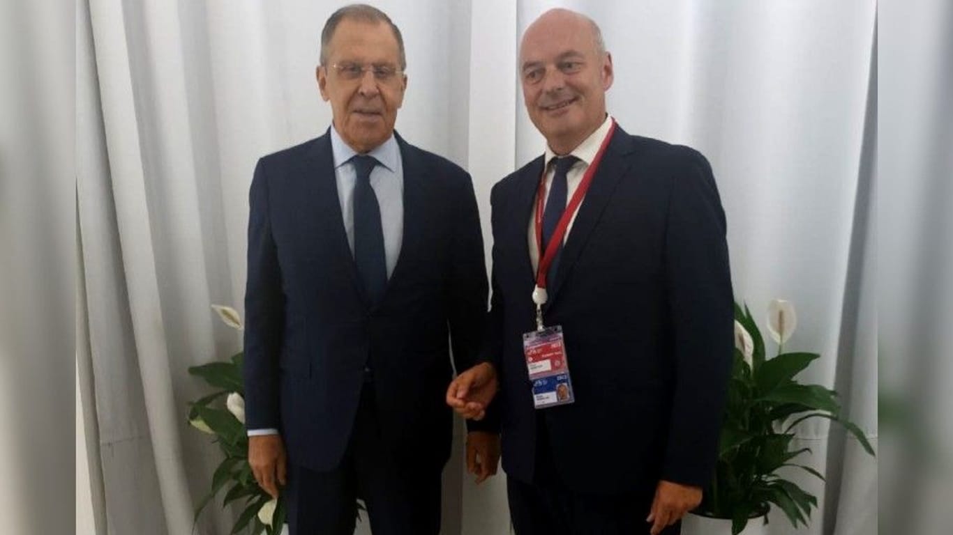 Außenminister und "Exil-Kanzler": Der russische Außenminister Sergej Lawrow empfing Ralph T. Niemeyer, nachdem der zuvor die Exil-Regierung von Deutschland ausgerufen hatte.