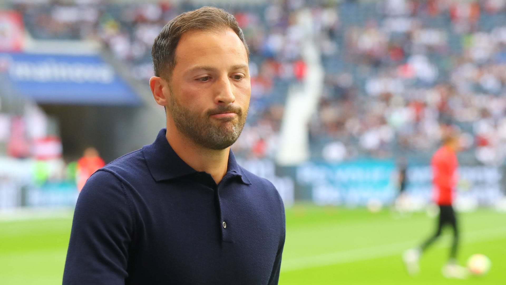 Domenico Tedesco: Vor wenigen Monaten gewann er noch den DFB-Pokal, nun ist er ohne Job.