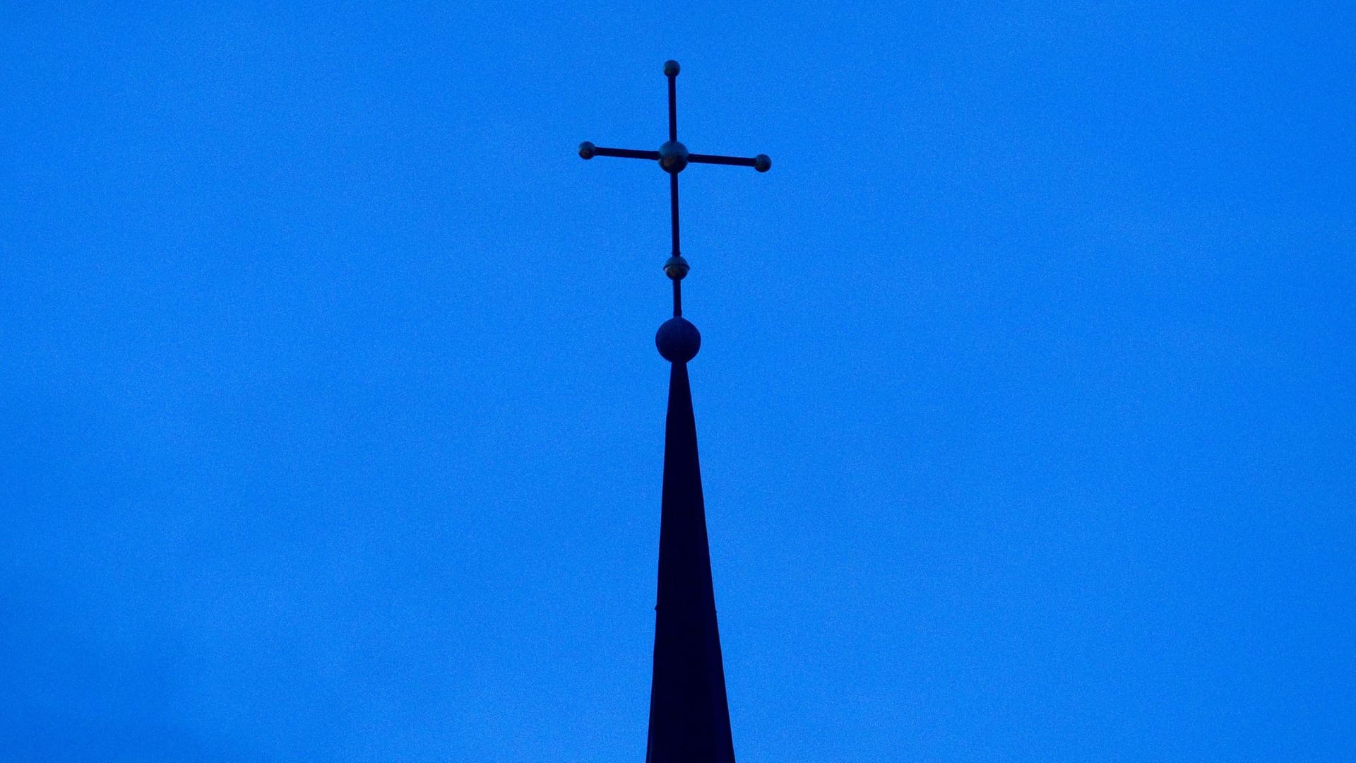 Kreuz auf Kirchturm Kreuz auf Kirchturm