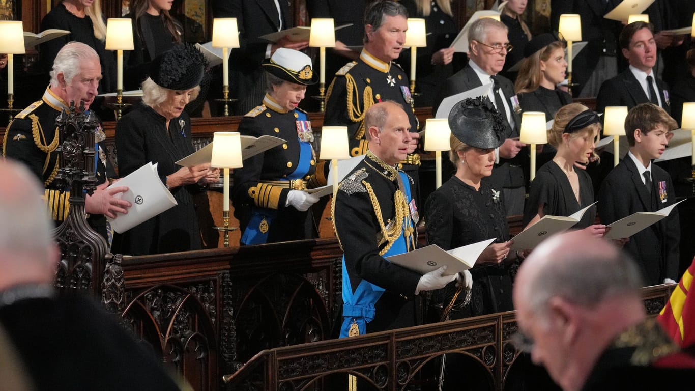 Trauergottesdienst für die Queen: Der Platz vor König Charles III. blieb unbesetzt.