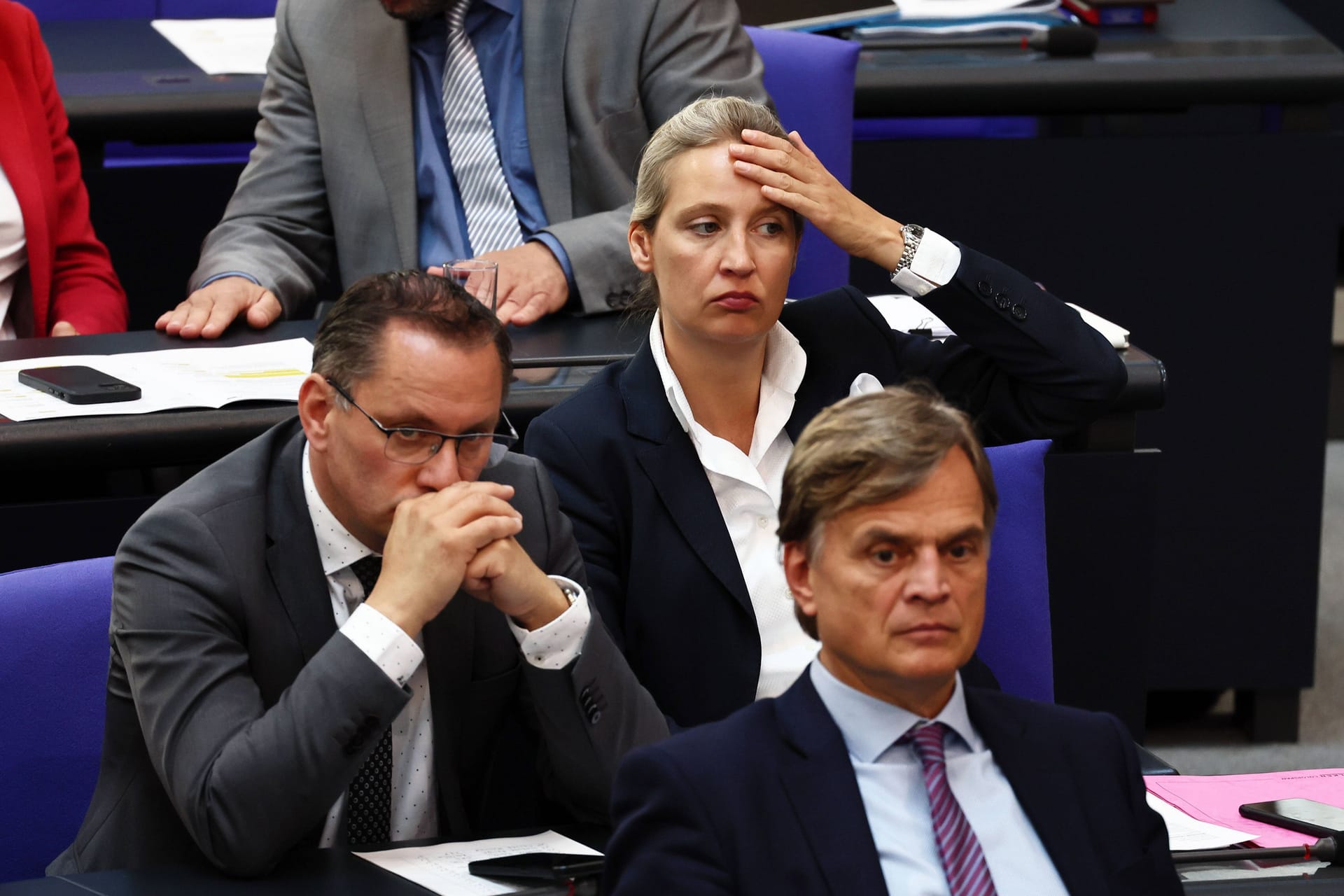 AfD-Parteichefs Tino Chrupalla (l.) und Alice Weidel: Sie gewinnen laut Umfrage derzeit in der Wählergunst.