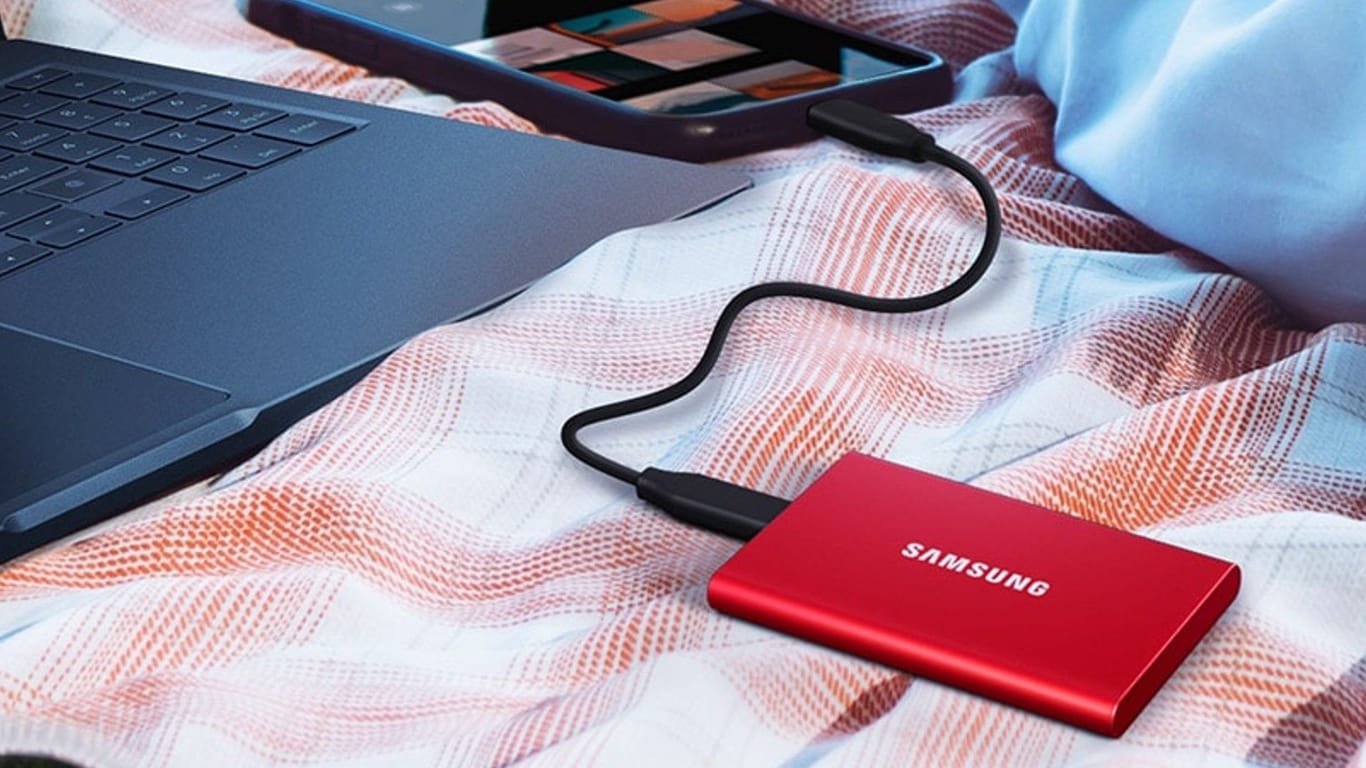 Die SSD von Samsung besitzt eine Speicherkapazität von zwei Terabyte und ist aktuell radikal reduziert.