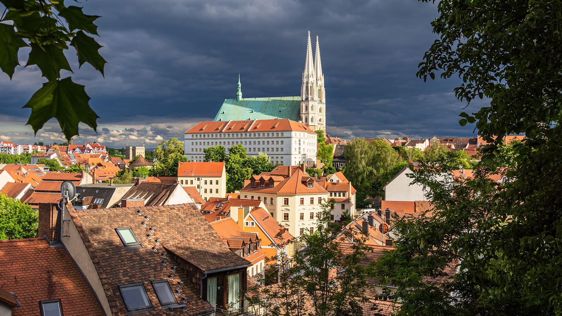 Blick über Görlitz (Symbolbild): Sachsen regelt die neue Grundsteuer zwar nach dem Bundesmodell, es gibt aber eine Ausnahme.