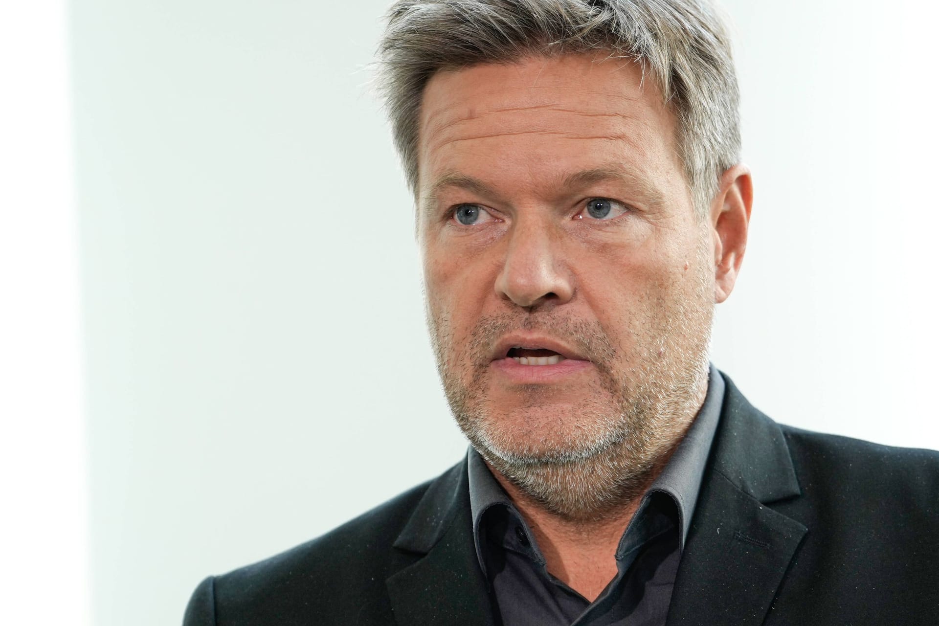 Bundeswirtschaftsminister Robert Habeck: Mit der Reform der staatlichen Gebäudeförderung hatte Habeck dieses Jahr einen Endspurt auf auslaufende Fördermittel ausgelöst.