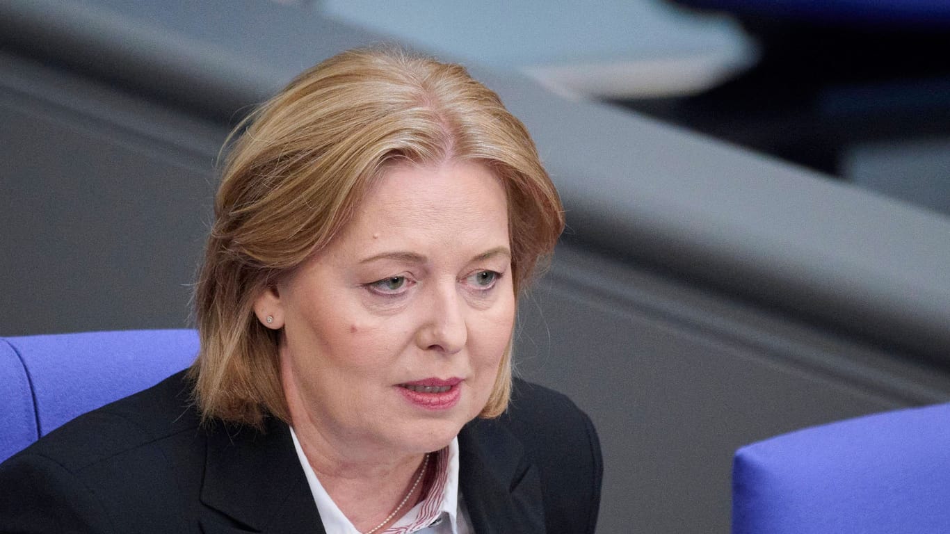 Bärbel Bas, Präsidentin des Deutschen Bundestages, fordert weitere Entlastungen für soziale schwache Menschen.