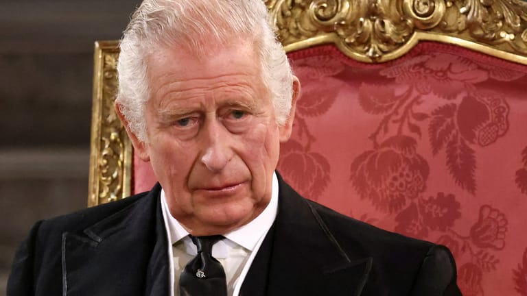 König Charles III.: Der 73-Jährige nimmt mit dem Tod der Queen die Rolle als royales Oberhaupt ein.