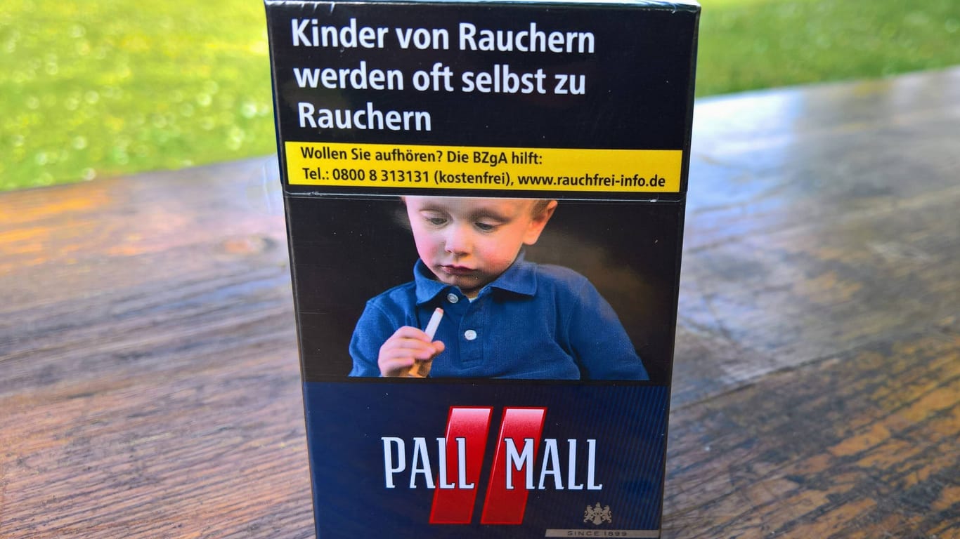 Zigarettenmarke Pall Mall: Raucherinnen und Raucher werden sich ärgern. 16 Prozent teurer ist der Tabak von Pall Mall.