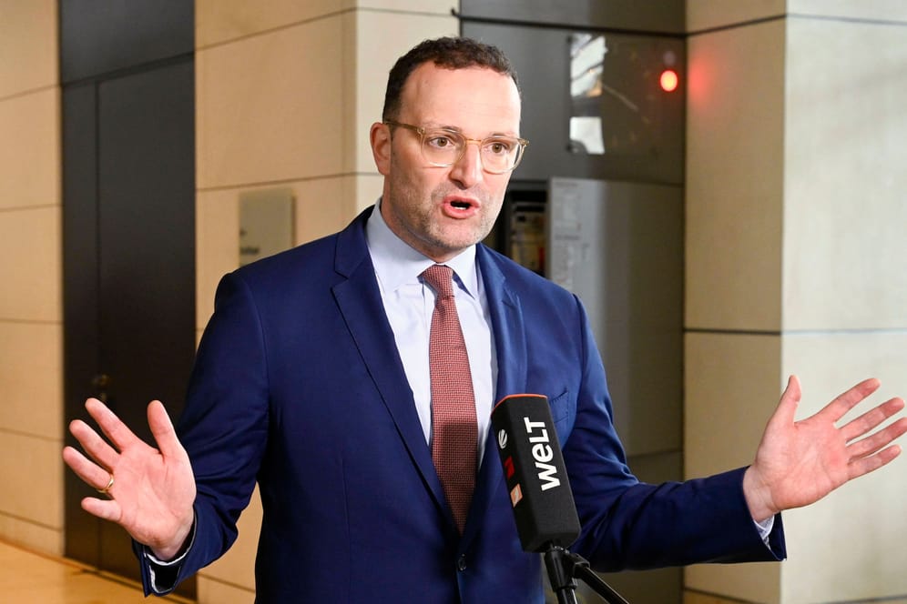 Jens Spahn: Der Ex-Gesundheitsminister hat mit Unterstützung von zwei Journalisten ein Buch geschrieben.