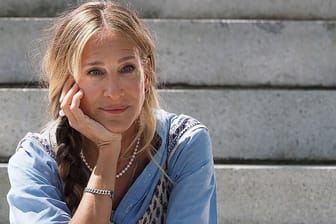 Sarah Jessica Parker: Die Schauspielerin hat ihren Stiefvater verloren.