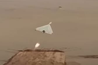 Start einer Shahed-136 bei einem Testflug im Iran (Archivbild): In Odessa sollen 14 Drohnen abgeschossen worden sein.