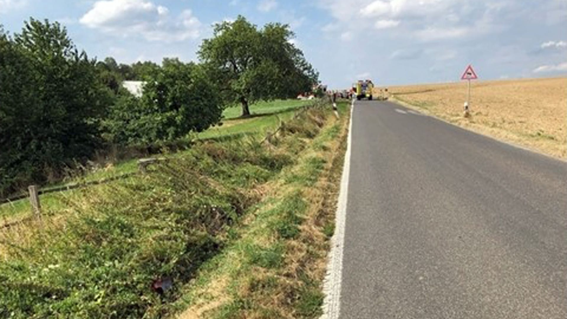 Unfallort in Mettmann: Dieses Foto veröffentlichte die Polizei am Donnerstag. Unfallort in Mettmann: Dieses Foto veröffentlichte die Polizei am Donnerstag.