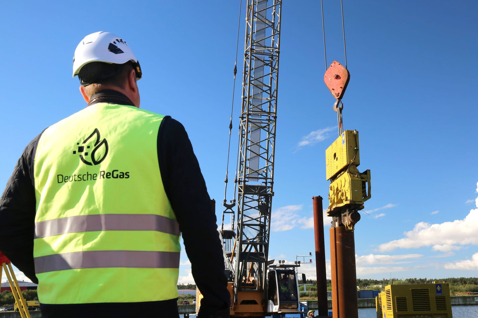 Industriehafen Lubmin Vorpommern: Das fünfte LNG-Terminal wird in Deutschland gebaut.