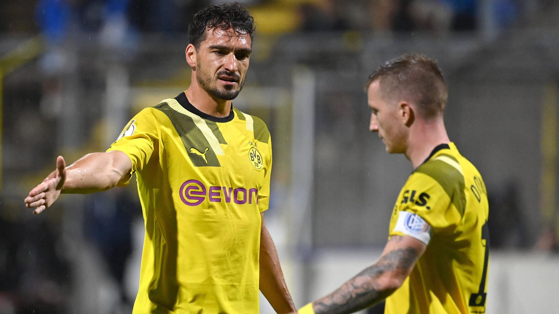 Champions League: BVB-Abwehrboss Mats Hummels Geht Wütend Auf Marco ...