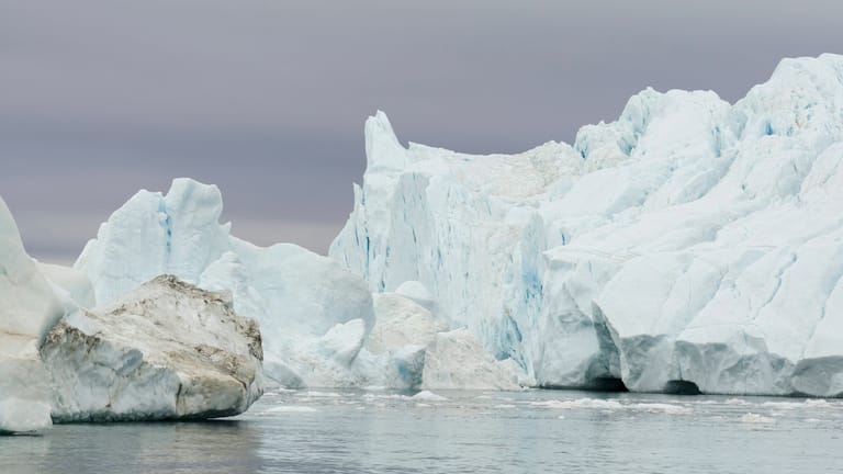Eisberg voraus: Es wird vermutet, dass der Eisberg, der die Titanic zum Sinken brachte, vom Jakobshavn-Gletscher stammt.