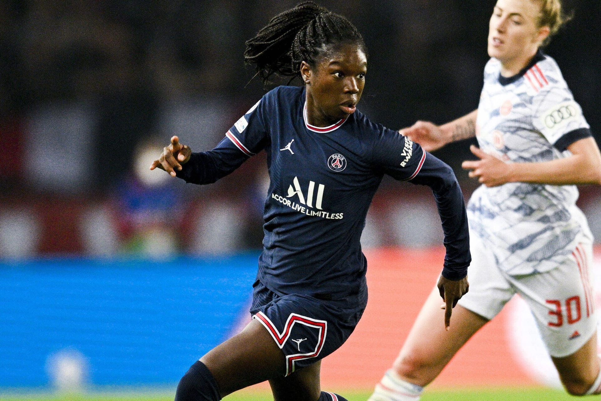 Aminata Diallo im PSG-Trikot: Die Mittelfeldspielerin ist mittlerweile vereinslos.