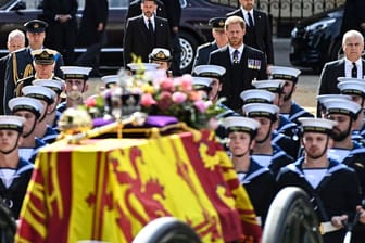 Queen Elizabeth II.: ARD und ZDF berichteten beide vollumfänglich von dem Staatsbegräbnis.