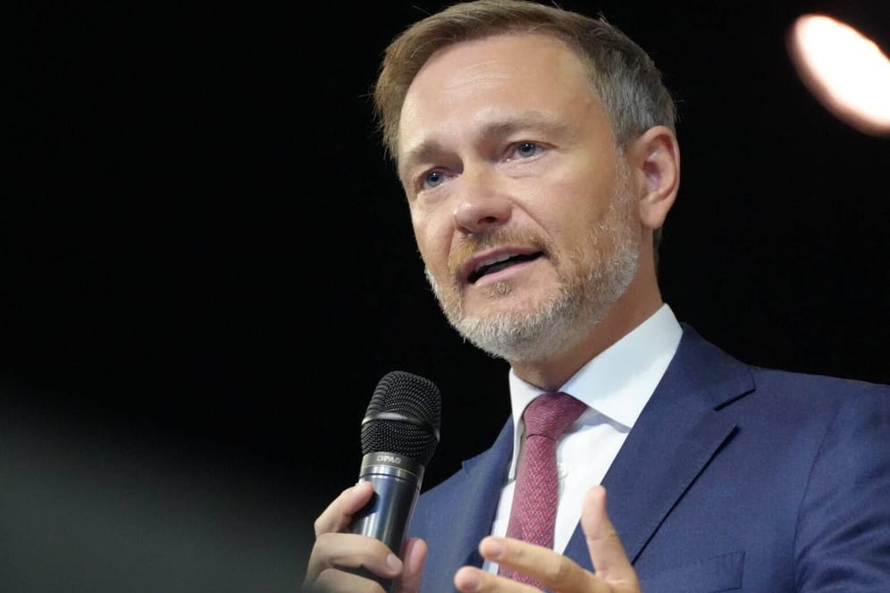 Christian Lindner: Der FDP-Vorsitzende kritisiert die hohen Gehälter der Chefs bei den öffentlich-rechtlichen Sendern.