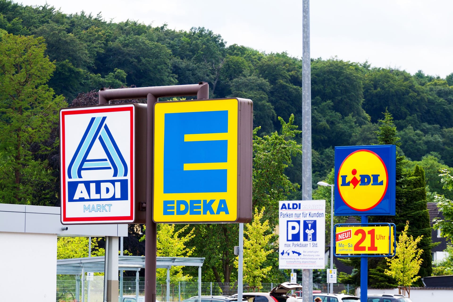 Aldi und Lidl: Die Inflation macht auch vor den Discountern nicht Halt.