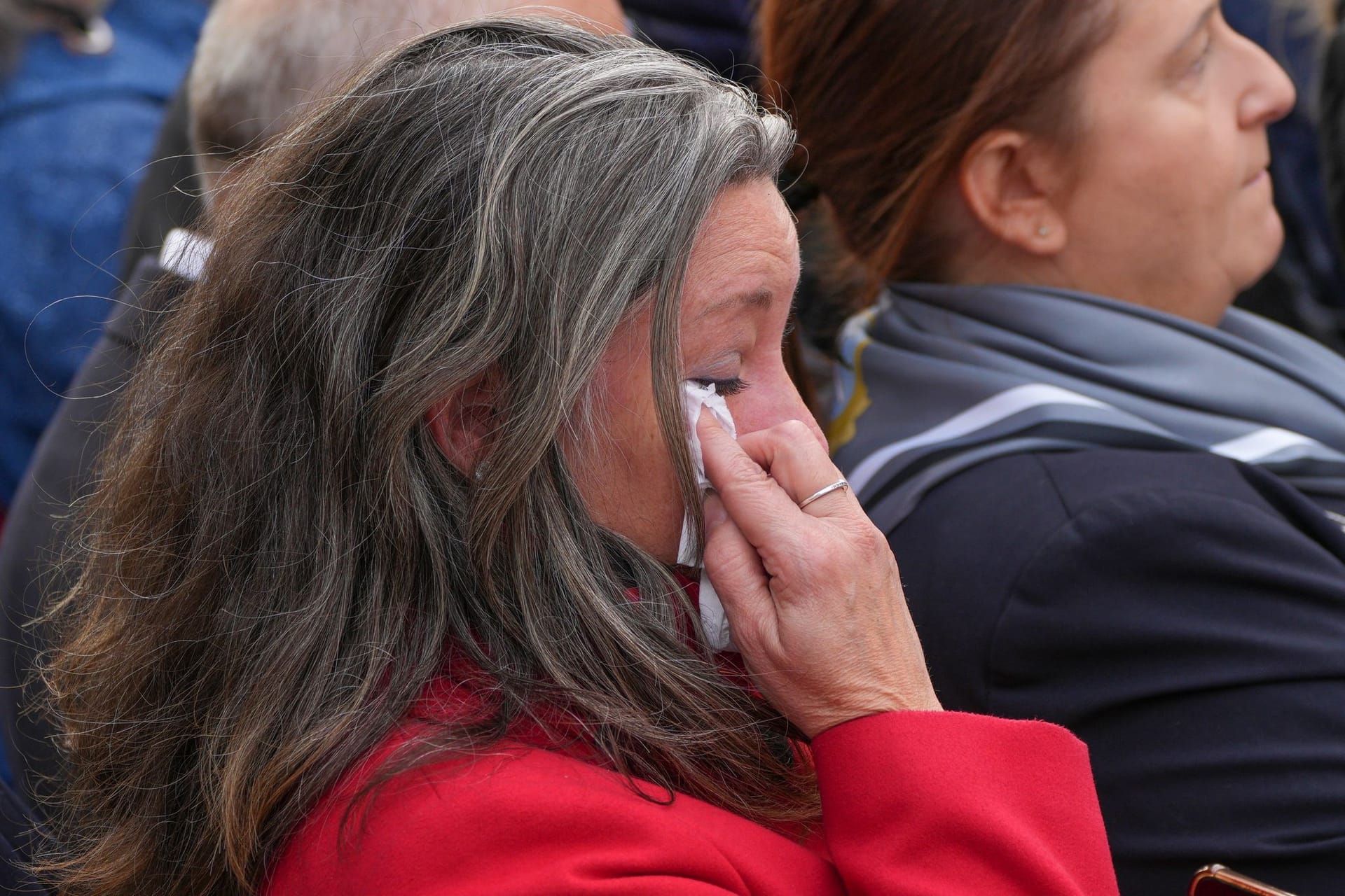 Viele Menschen weinten während der Prozession.