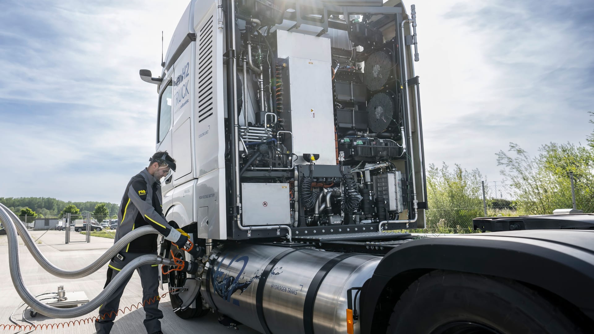 Wasserstoff an Bord: Der Prototyp des GenH2 Truck.