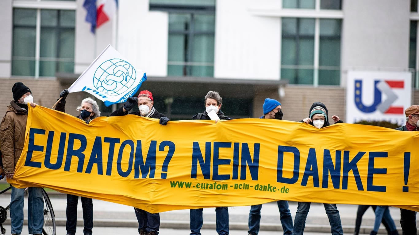 Demo "Kein Ökolabel für Gas und Atom!"