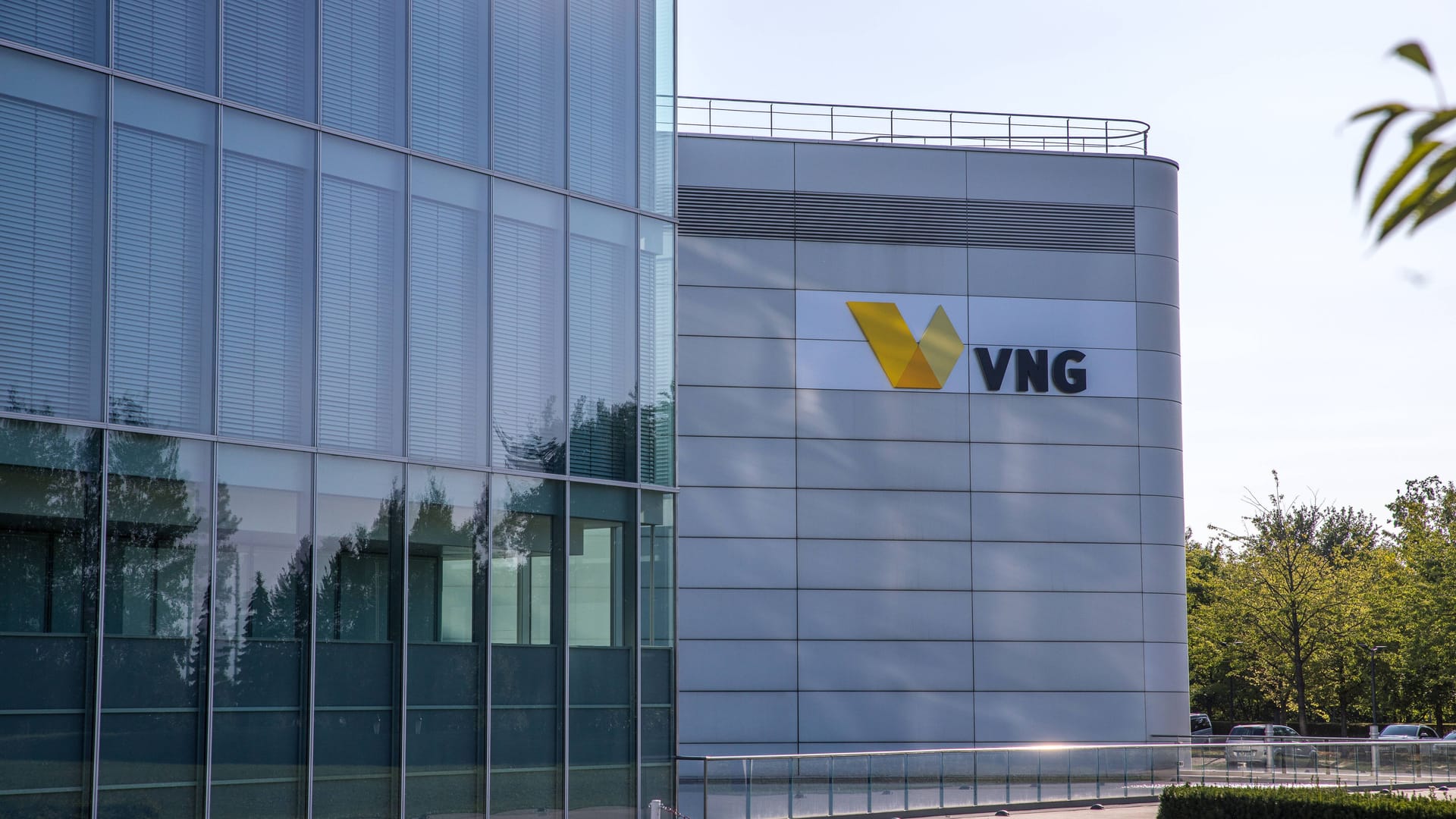 Hauptsitz des europaweit tätigen Gasversorgers VNG AG in Leipzig Schönefeld (Archivbild): Das Unternehmen gehört mehrheitlich der EnBW Energie Baden-Württemberg. Hauptsitz des europaweit tätigen Gasversorgers VNG AG in Leipzig Schönefeld (Archivbild): Das Unternehmen gehört mehrheitlich der EnBW Energie Baden-Württemberg.