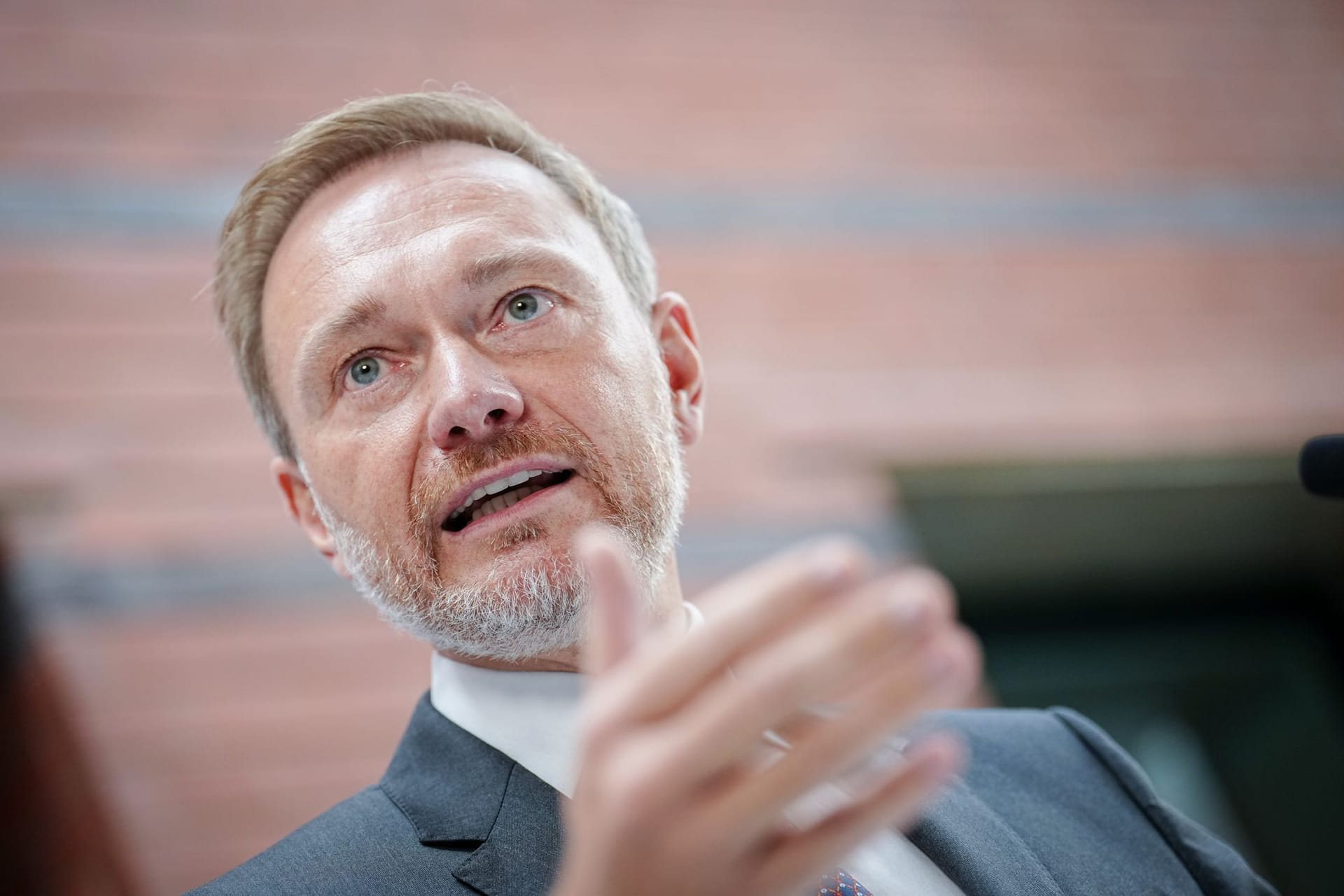 Christian Lindner: Keines der Ressorts habe seine Haltung zu Panzerlieferungen verändert.