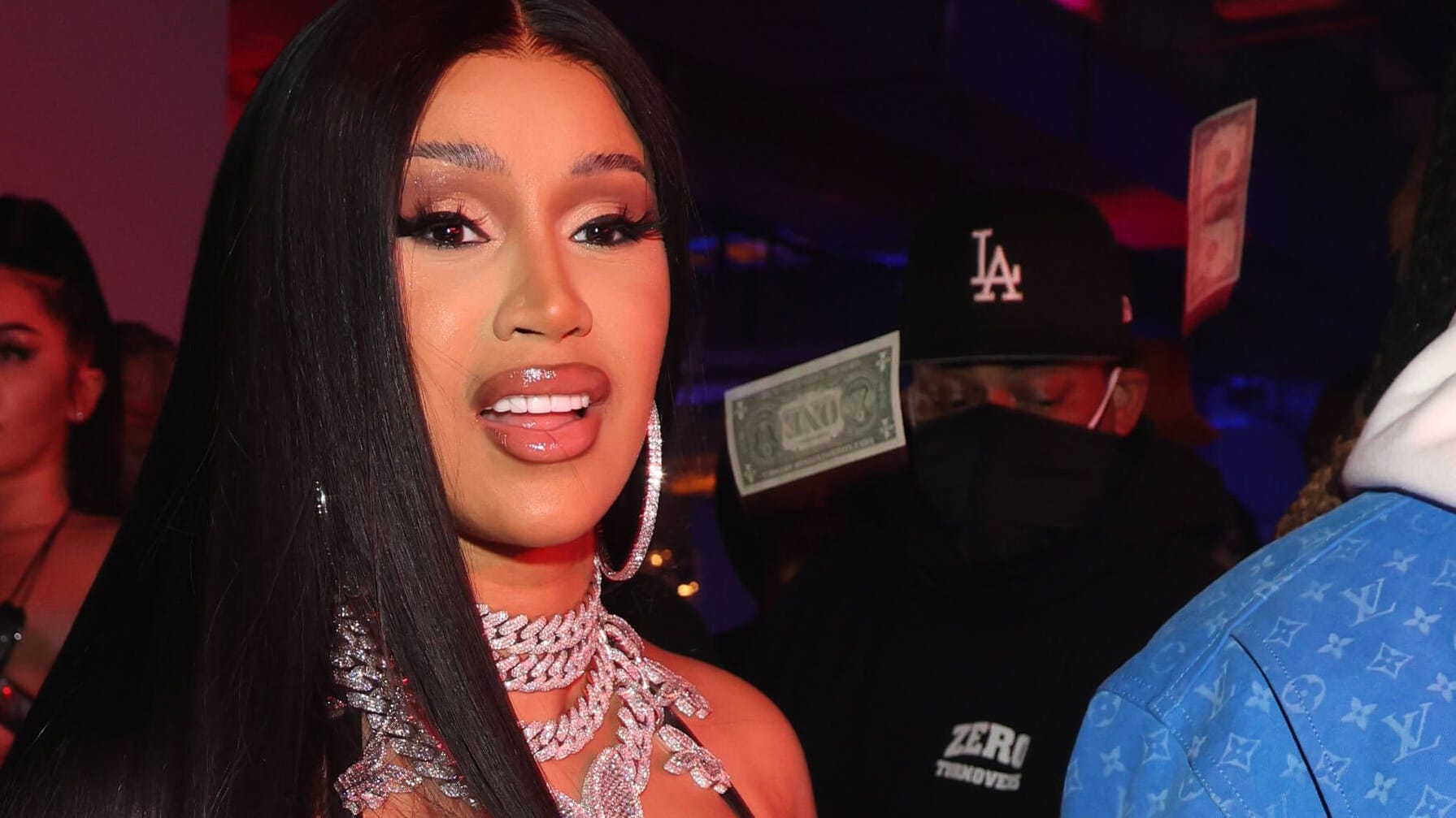 Cardi B: Die Sängerin bekannte sich vor Gericht schuldig.