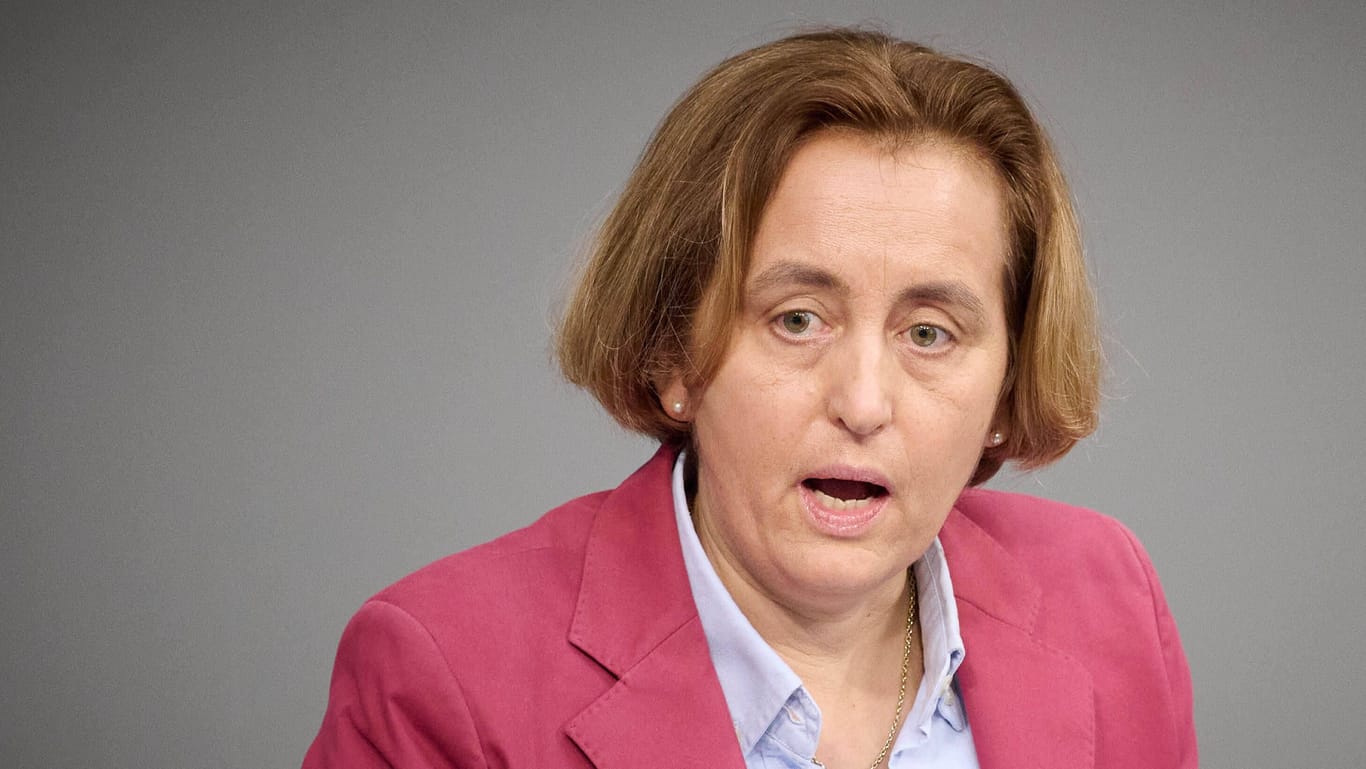 Beatrix von Storch im Bundestag: In einer Corona-Debatte soll sie Gesundheitsminister Karl Lauterbach beleidigt haben.