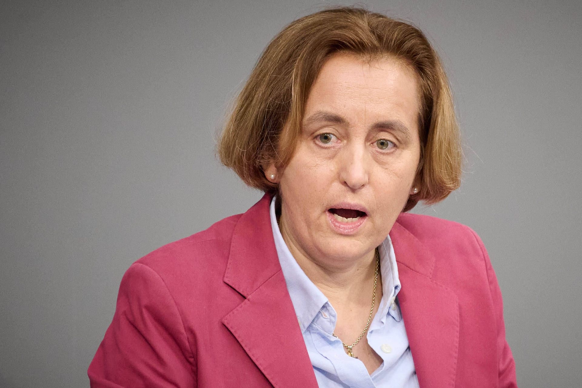 Beatrix von Storch im Bundestag: In einer Corona-Debatte soll sie Gesundheitsminister Karl Lauterbach beleidigt haben.