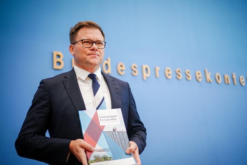 Der Ostbeauftragte der Bundesregierung, Carsten Schneider.