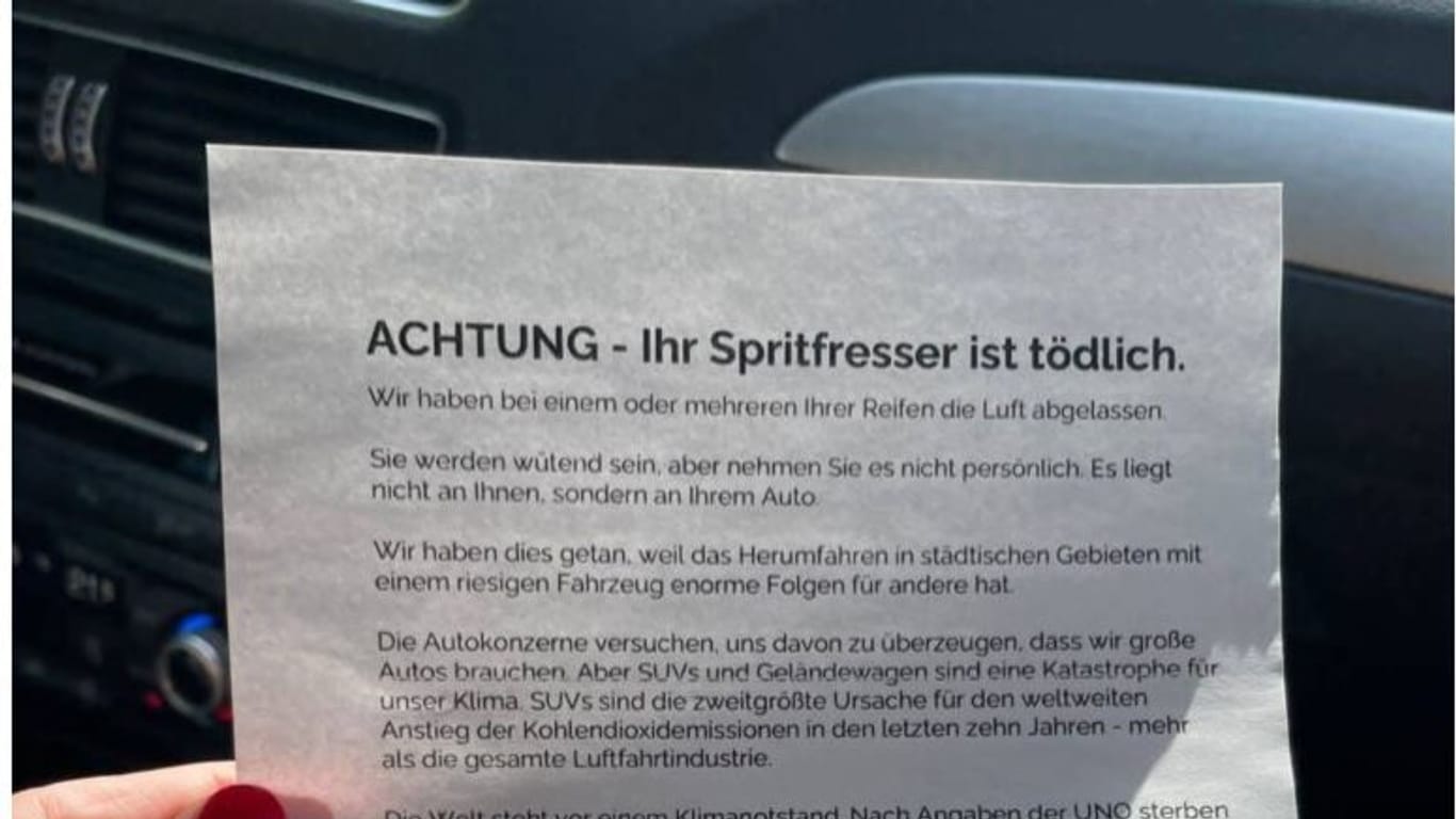 Flugblatt der Gruppierung "The Tyre Extinguishers": In Essen hat die Gruppierung mutmaßlich zugeschlagen. Flugblatt der Gruppierung "The Tyre Extinguishers": In Essen hat die Gruppierung mutmaßlich zugeschlagen.