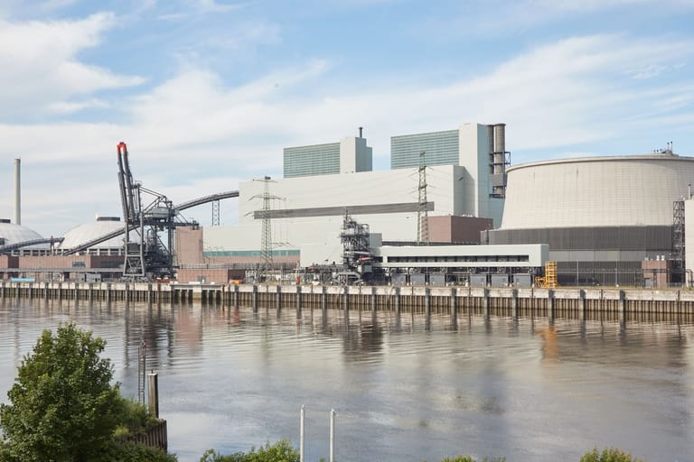 Blick auf das stillgelegte Kohlekraftwerk Moorburg: Der Hamburger Senat hat das endgültige Ende der Anlage bekannt gegeben.
