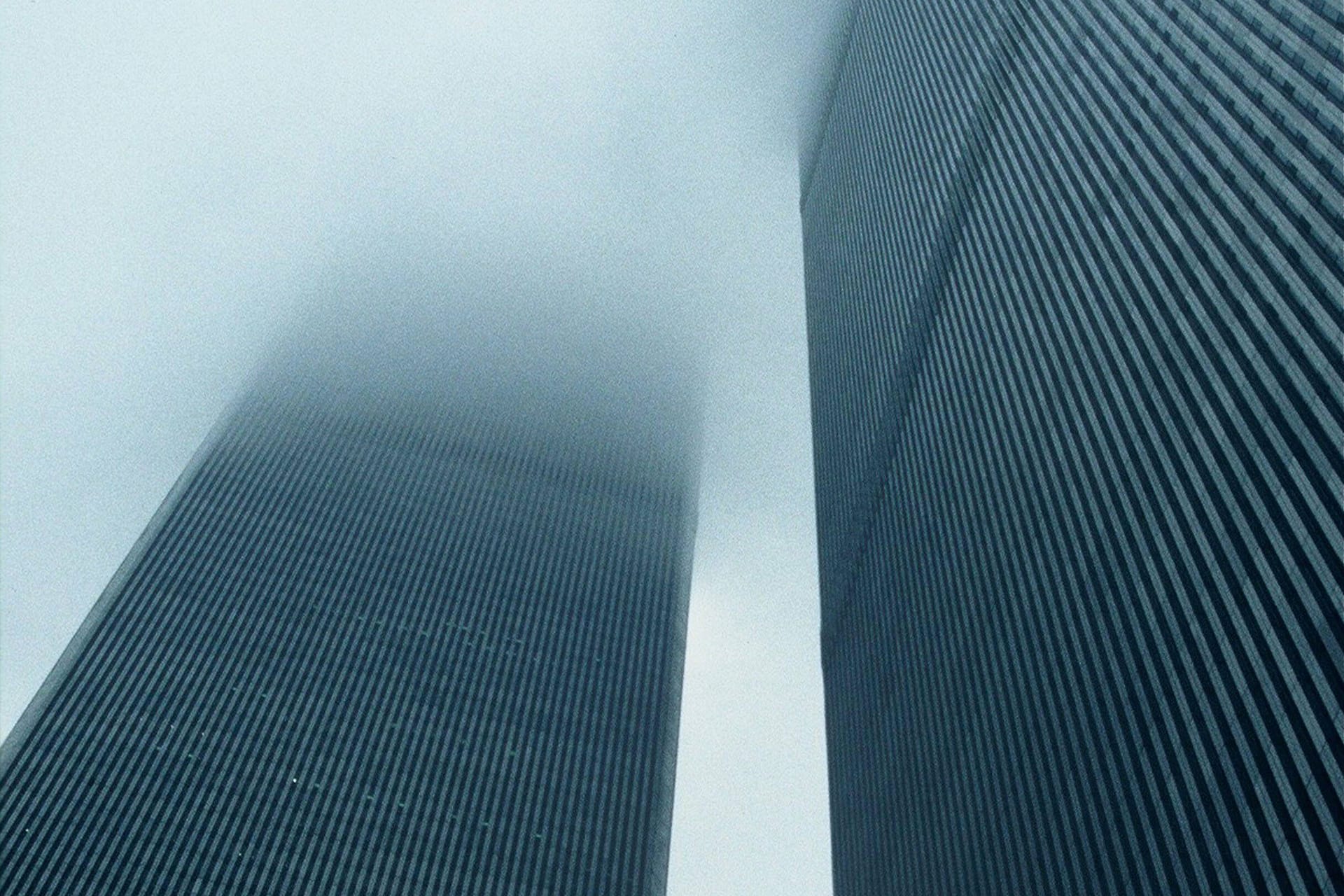 Twin Towers im Nebel: Die Anschläge auf das World Trade Center jähren sich zum 21. Mal.